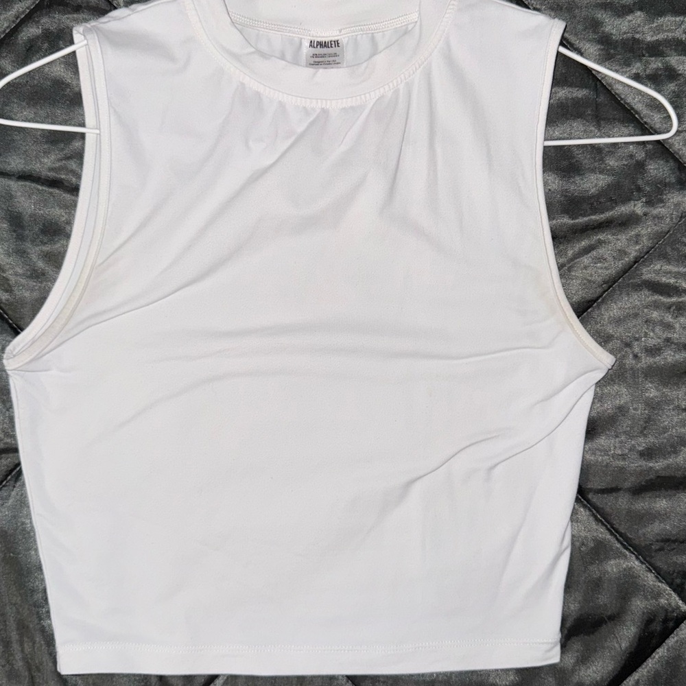 Alphalete White Sleeveless Crop Tank Top